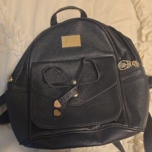 Ihayner Black Backpack